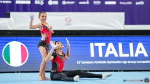 q mx2 dyn ita angiolicchio simone camani federica sfe05663a copia simone ferraro ph copia